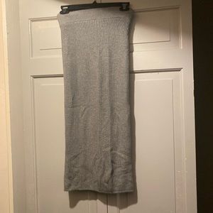 Express size small grey knit midi skirt